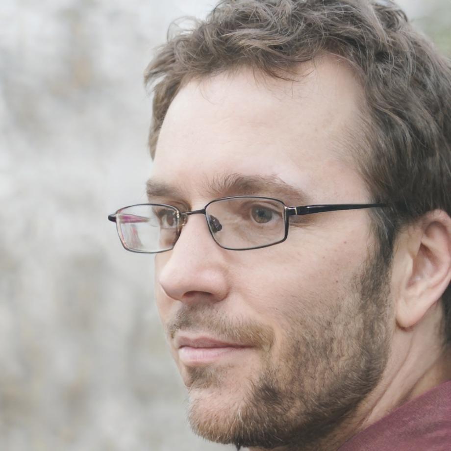 Carlos Mendoza, Director de Programa